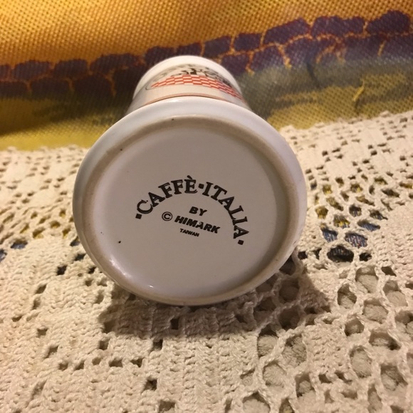 Cafe Italia Parmesan Shaker - Picture 3 of 5